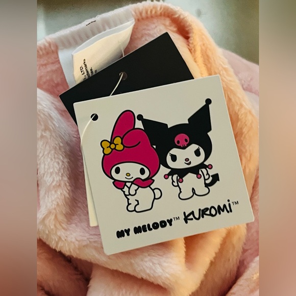 Sanrio Kuromi and My Melody Hearts Pink Hoodie XSmall NWT - Picture 12 of 12